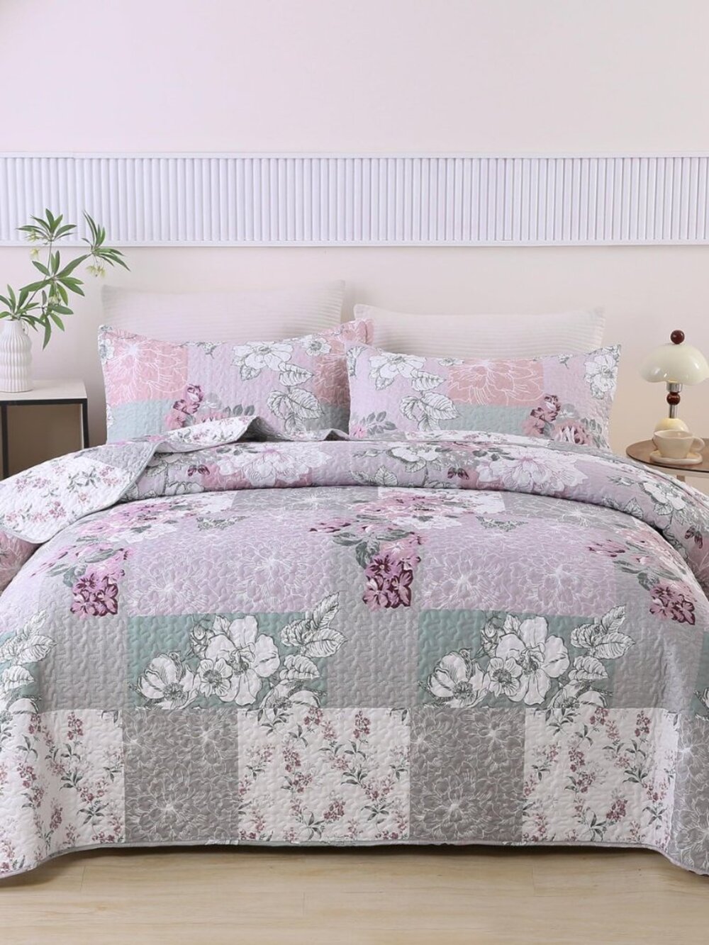 Patchwork Quilt Set King Size 3Pcs, Floral with Patchwork Pattern,Soft
